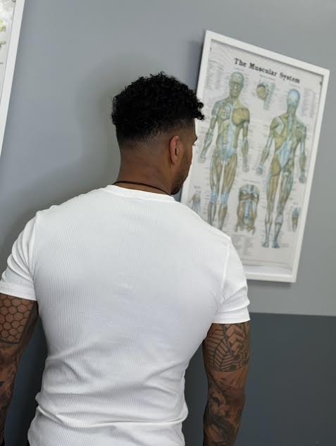 Men's White Short Sleeve Small V-cut T-shirt